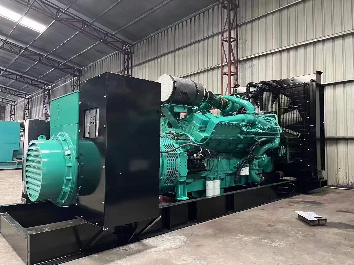 阿克苏如何降低 800kW 柴油发电机输出电流的波动？